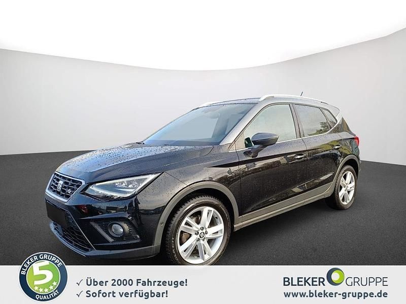 Mitternachts schwarz Gebraucht 2018 Seat Arona FR SUV | 15.990 € (Fairer Preis) - Bild 1/4