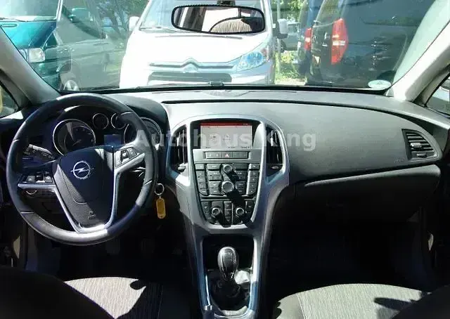Gebraucht Opel Astra Edition 110 PS (80 kW) 2016 Graphitschwarz/carbon flash/midn (metallic) Kombi