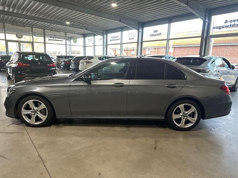 Gebraucht Mercedes E300 AMG line 245 PS (180 kW) 2018 Grau Limousine