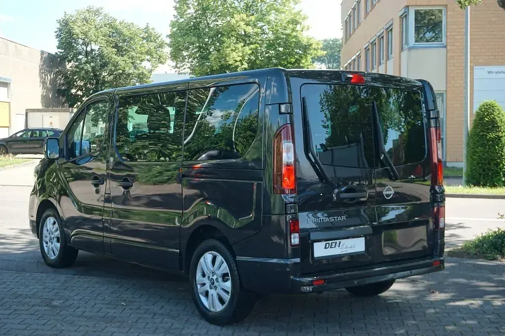 Gebraucht Nissan Primastar Tekna 170 PS (125 kW) 2025 Silber Van / Kleinbus