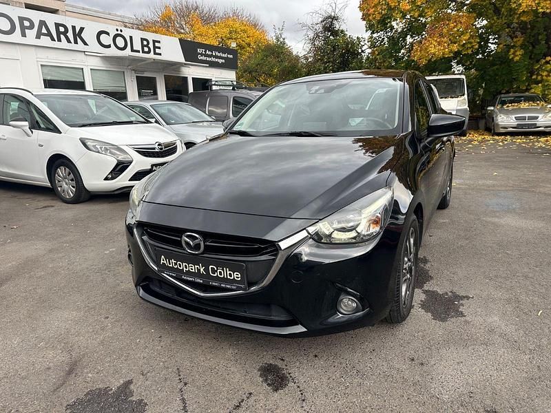 Schwarz Gebraucht 2015 Mazda 2 Sports-Line Kleinwagen | 8.900 € (Fairer Preis) - Bild 1/4