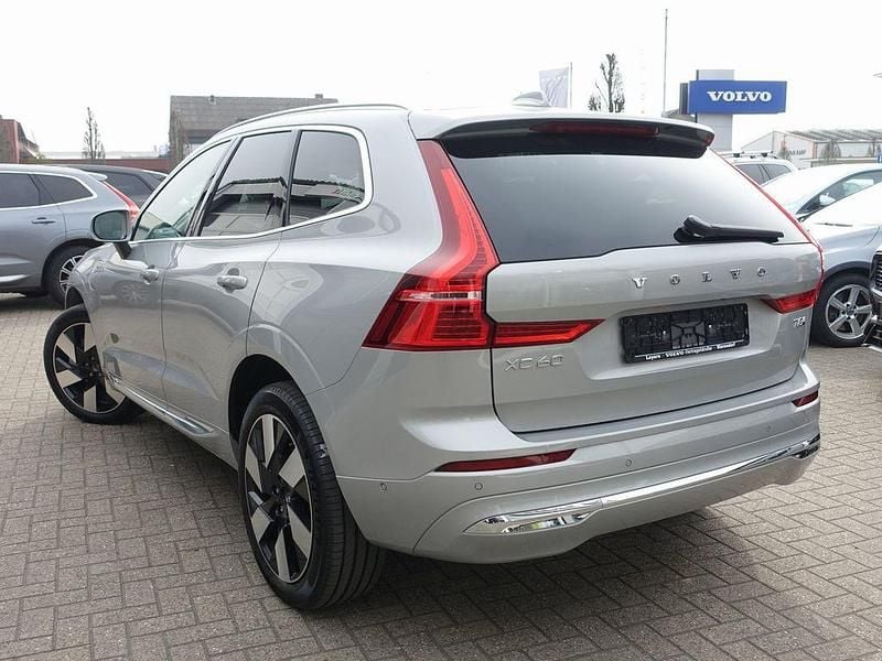 Gebraucht Volvo XC60 Plus 455 PS (334 kW) 2025 Silber SUV