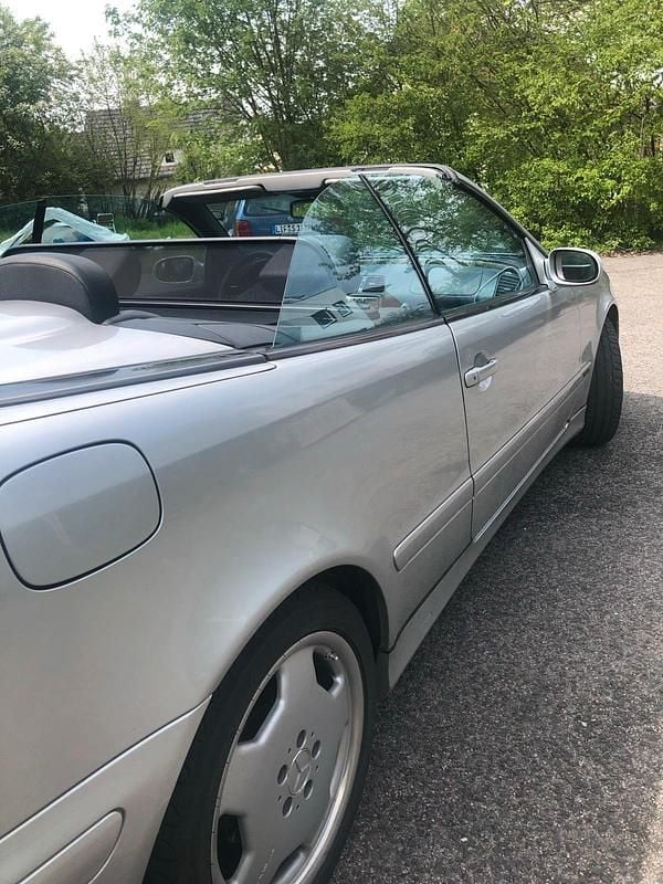 Gebraucht Mercedes CLK200 AMG 192 PS (141 kW) 2000 Silber Cabrio