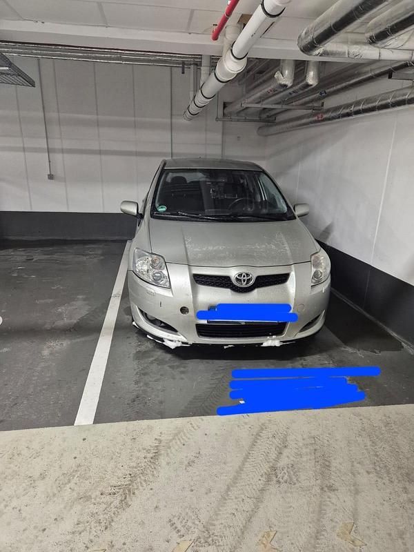 Gebraucht Toyota Auris 131 PS (96 kW) 2007 Silber Kleinwagen