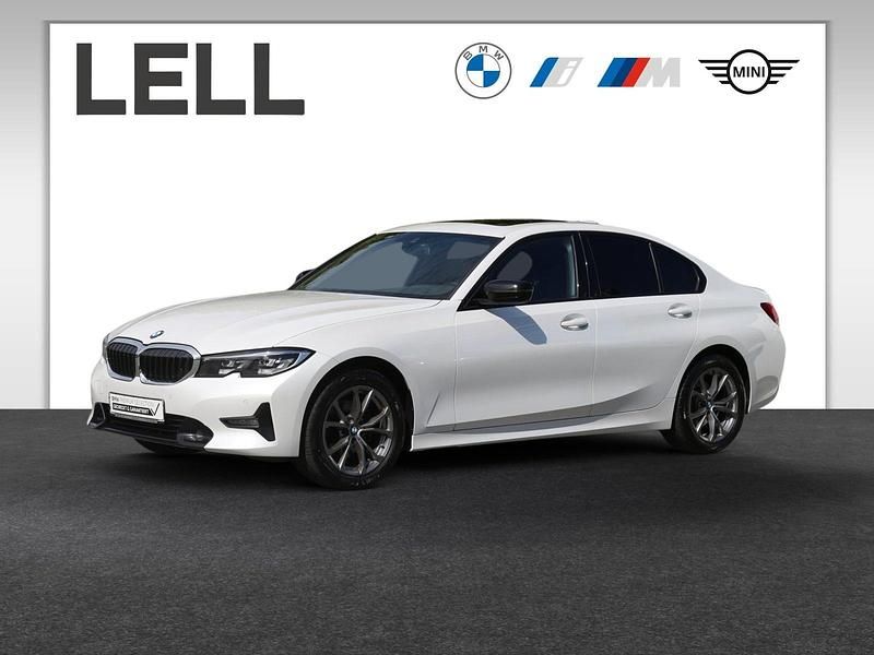 Weiß Gebraucht 2022 BMW 320 Sport Line Limousine | 28.750 € (Etwas zu teuer) - Bild 1/4