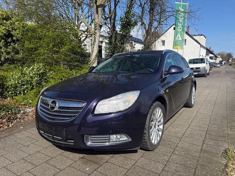 Gebraucht Opel Insignia Active 131 PS (96 kW) 2013 Blau Kombi