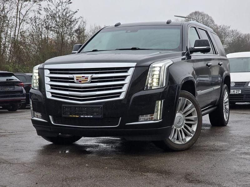 Schwarz Gebraucht 2019 Cadillac Escalade SUV | 64.999 € (Teuer) - Bild 1/4
