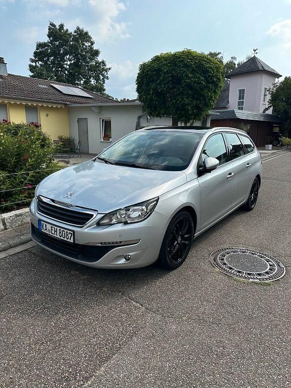 Silber Gebraucht 2016 Peugeot 308 Business-Line Kombi | 7.600 € (Superpreis) - Bild 1/4