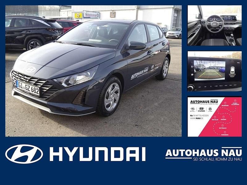 Aurora grey / met Gebraucht 2025 Hyundai i20 Select Limousine | 19.590 € (Etwas zu teuer) - Bild 1/4