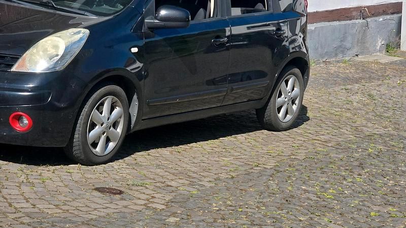 Schwarz Gebraucht 2008 Nissan Note Van / Kleinbus | 1.650 € - Bild 1/4