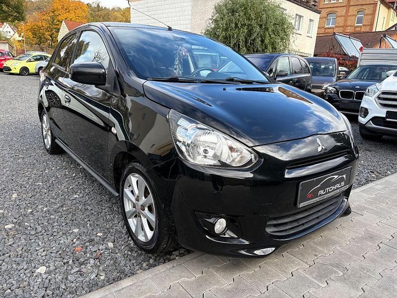 Gebraucht Mitsubishi Space Star 80 PS (58 kW) 2014 Schwarz Limousine