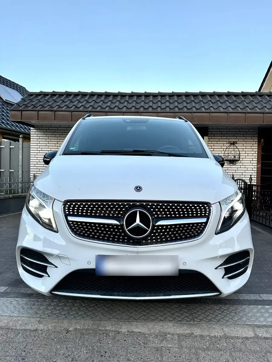 Gebraucht Mercedes V250 AMG line 2017 Weiß Van / Kleinbus
