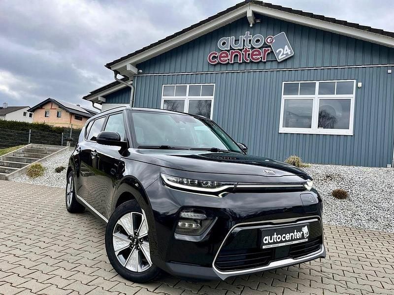 Schwarz Gebraucht 2021 Kia Soul EV Spirit SUV | 21.480 € (Superpreis) - Bild 1/4
