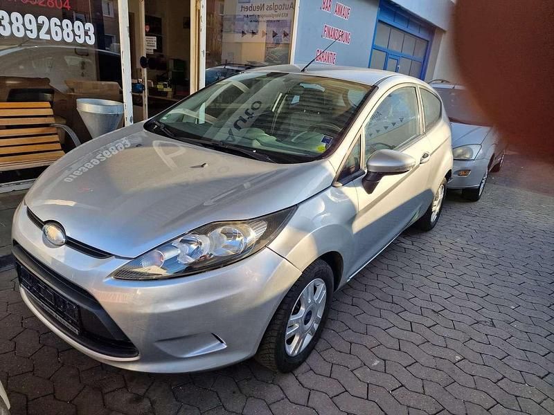 Polarsilber metallic Gebraucht 2009 Ford Fiesta Trend Kleinwagen | 2.250 € (Guter Preis) - Bild 1/4