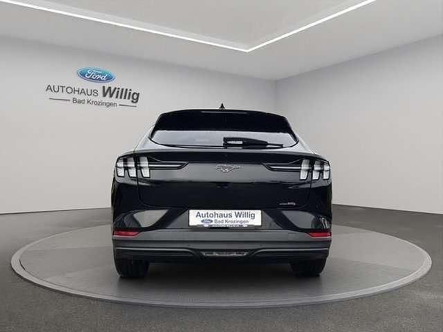 Gebraucht Ford Mustang Mach-E Basis 216 kW (294 PS) 2022 Schwarz SUV