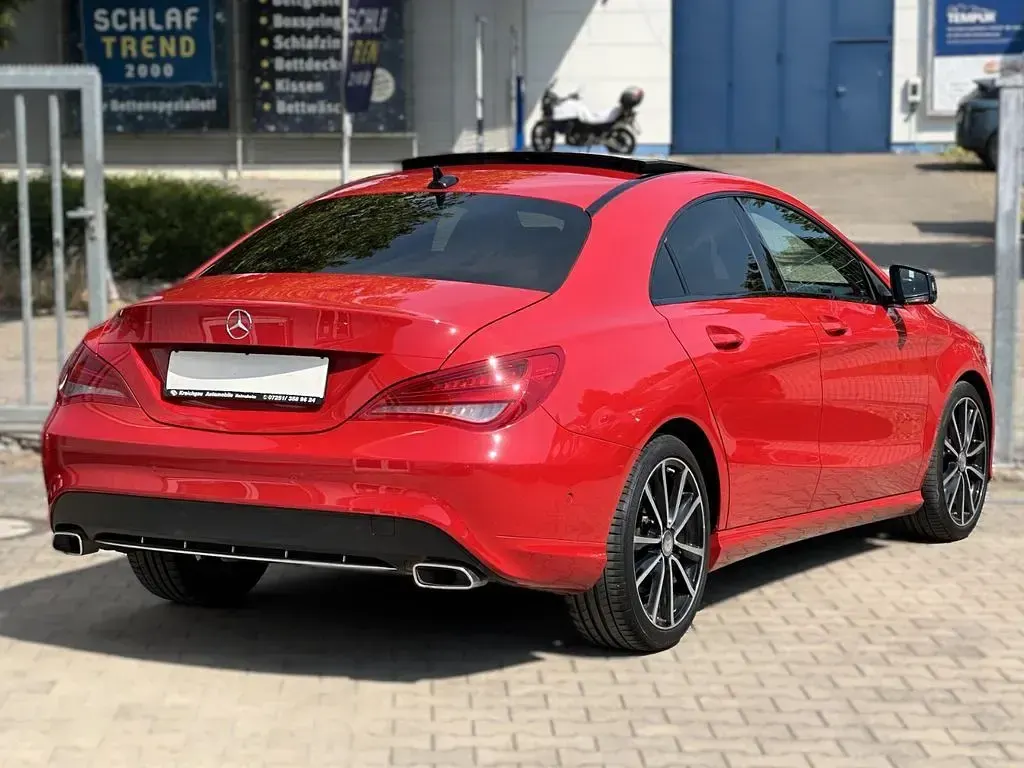 Gebraucht Mercedes CLA180 122 PS (89 kW) 2014 Jupiterrot  unilack Coupé