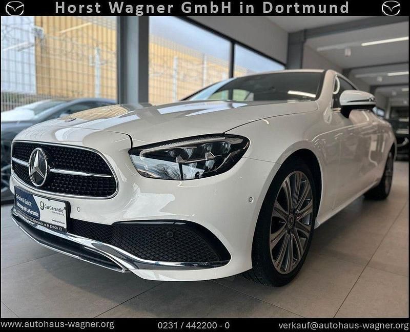 Polarweiß Gebraucht 2021 Mercedes E200 Avantgarde Coupé | 35.990 € (Guter Preis) - Bild 1/4