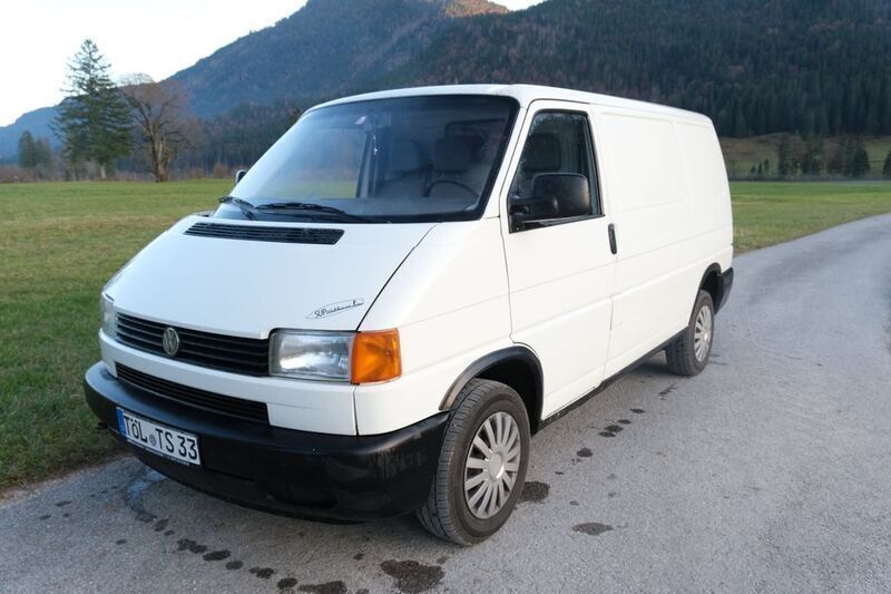 Weiß Gebraucht 2001 VW T4 Van | 5.900 € (Guter Preis) - Bild 1/4