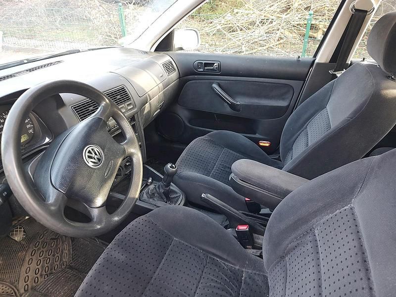 Gebraucht VW Golf III 75 PS (55 kW) 1999 Silber Limousine