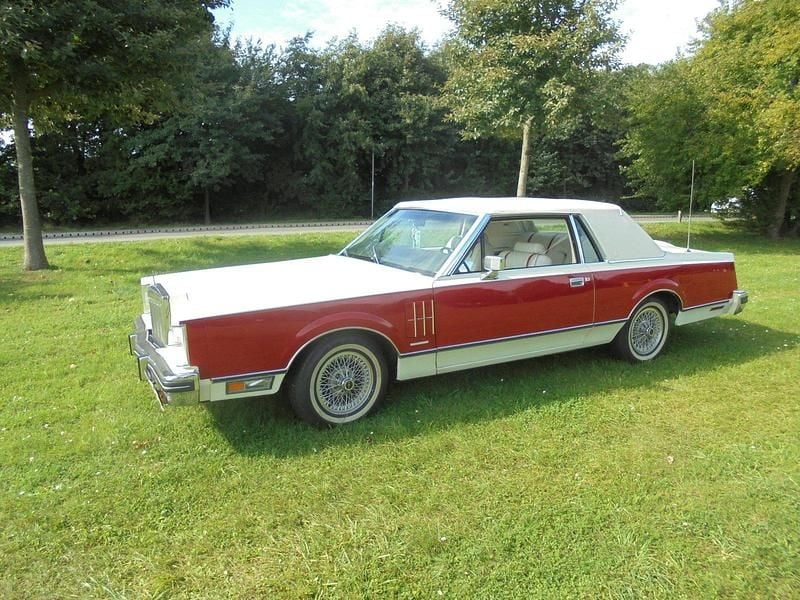 Weiß Gebraucht 1981 Lincoln Continental Coupé | 17.500 € - Bild 1/4