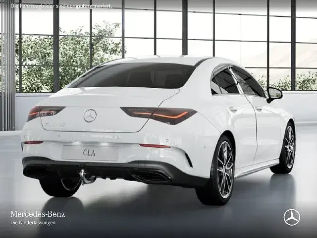 Gebraucht Mercedes CLA180 136 PS (100 kW) 2026 Limousine