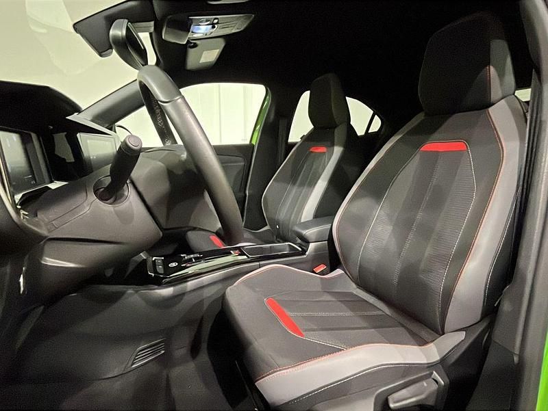 Gebraucht Opel Mokka-e 100 kW (136 PS) 2023 Grün SUV