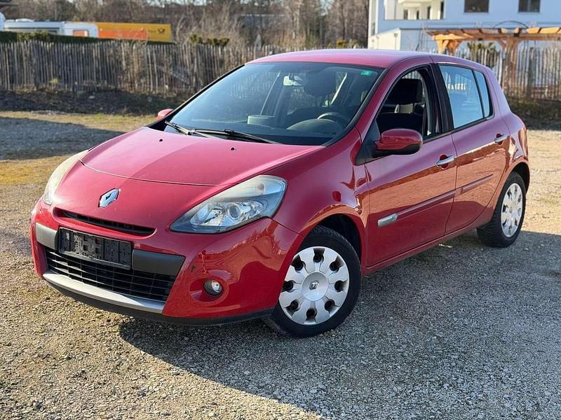 Gebraucht Renault Clio II 86 PS (63 kW) 2009 Rot Limousine