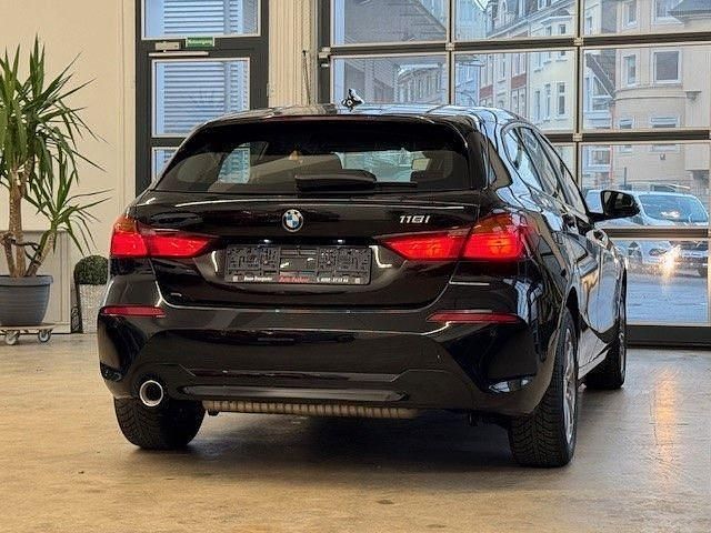 Gebraucht BMW 118 Advantage 140 PS (102 kW) 2021 Schwarz ii Kleinwagen
