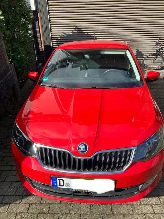 Gebraucht Skoda Fabia Joy 90 PS (66 kW) 2016 Rot Kleinwagen