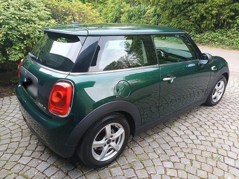 Second-hand Mini One D 95 CP (69 kW) 2015 Verde Hatchback
