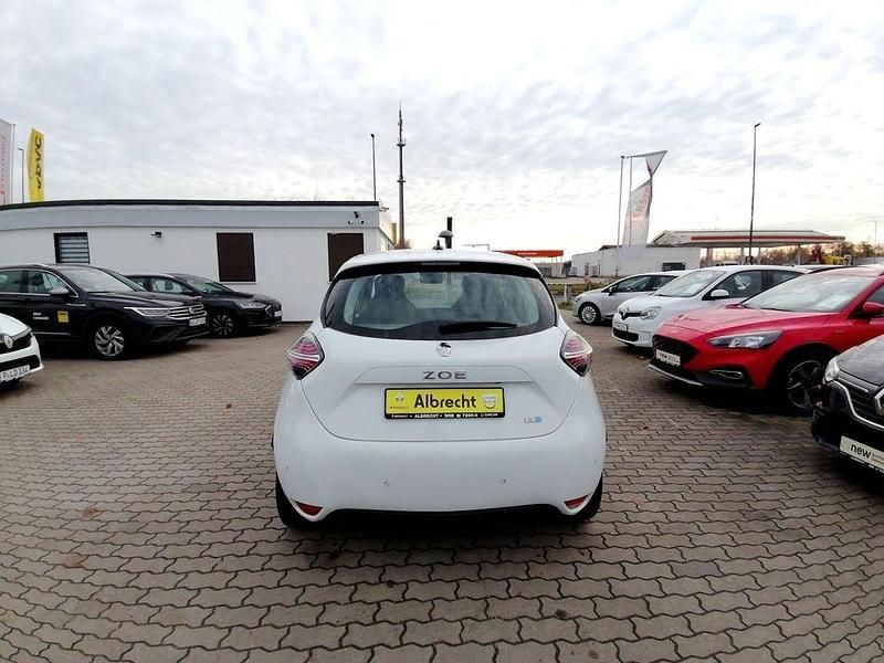 Gebraucht Renault Zoe Experience 50 kW (69 PS) 2021 Weiß Kleinwagen