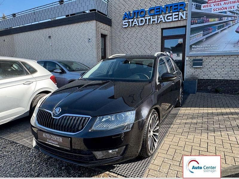Schwarz Gebraucht 2015 Skoda Octavia SportLine Kombi | 9.990 € (Fairer Preis) - Bild 1/4
