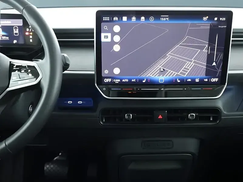 Używany VW ID. Buzz Pro 210 kW (286 KM) 2025 Srebrny Minivan