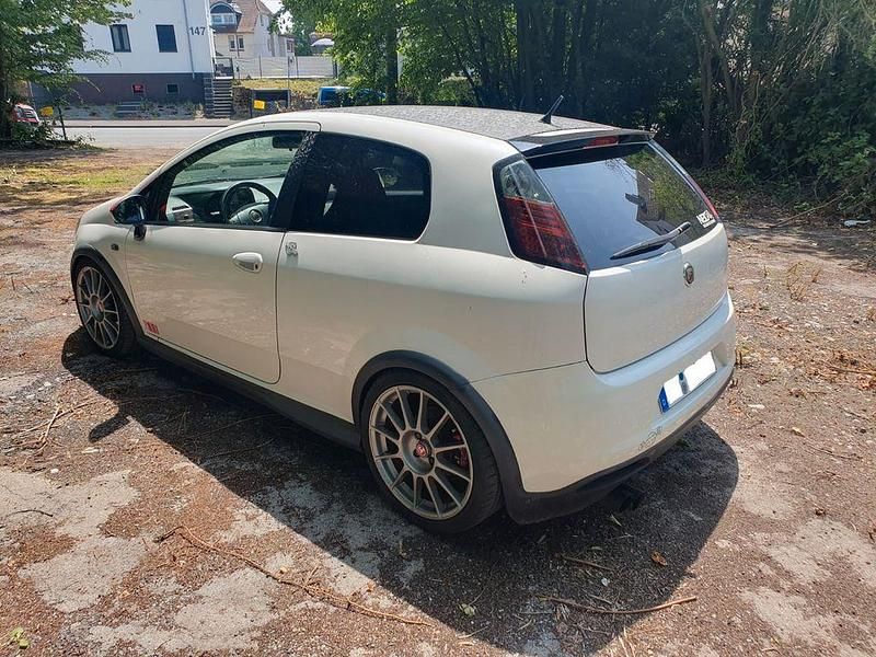 Gebraucht Abarth Grande Punto 155 PS (114 kW) 2008 Weiß Kleinwagen