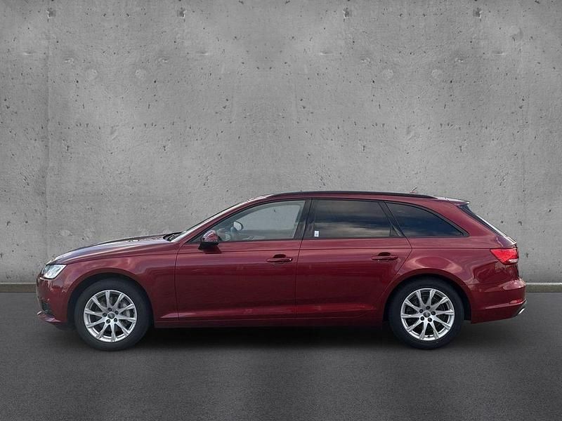 Gebraucht Audi A4 Sport 190 PS (139 kW) 2019 Rot Kombi