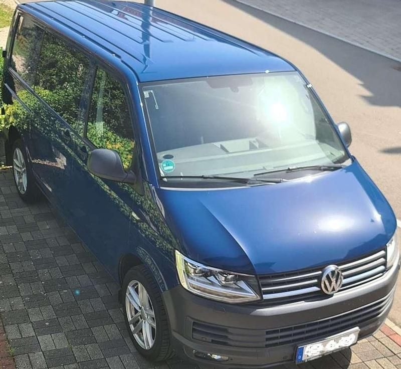 Blau Gebraucht 2017 VW T6 Van | 18.750 € - Bild 1/4