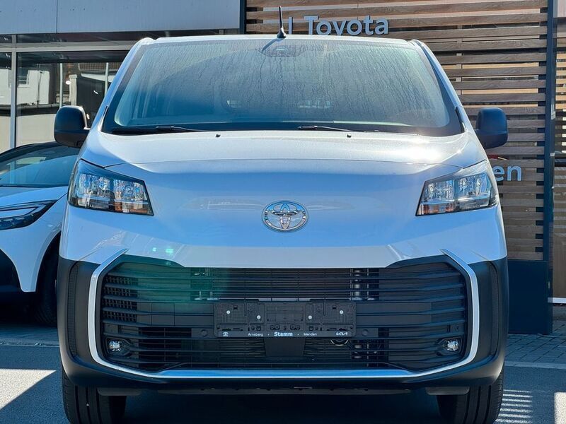 Neu Toyota Proace 144 PS (105 kW) 2025 Weiß Van / Kleinbus