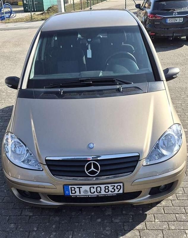 Gebraucht Mercedes A150 95 PS (69 kW) 2006 Gold Limousine
