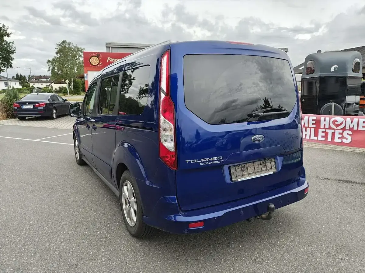 Gebraucht Ford Tourneo Connect Titanium 120 PS (88 kW) 2018 Indicblau metallic Van / Kleinbus