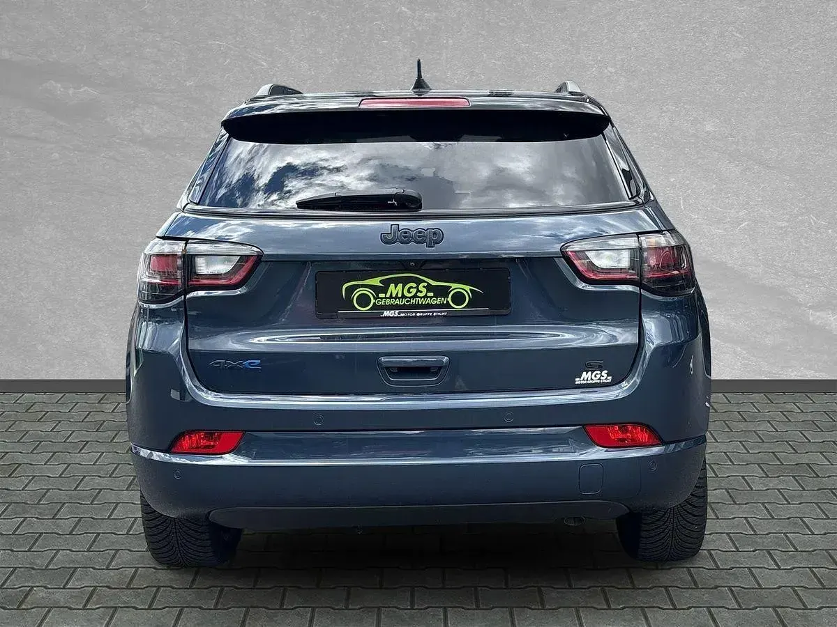 Gebraucht Jeep Compass Limited 241 PS (177 kW) 2023 Alpine white SUV