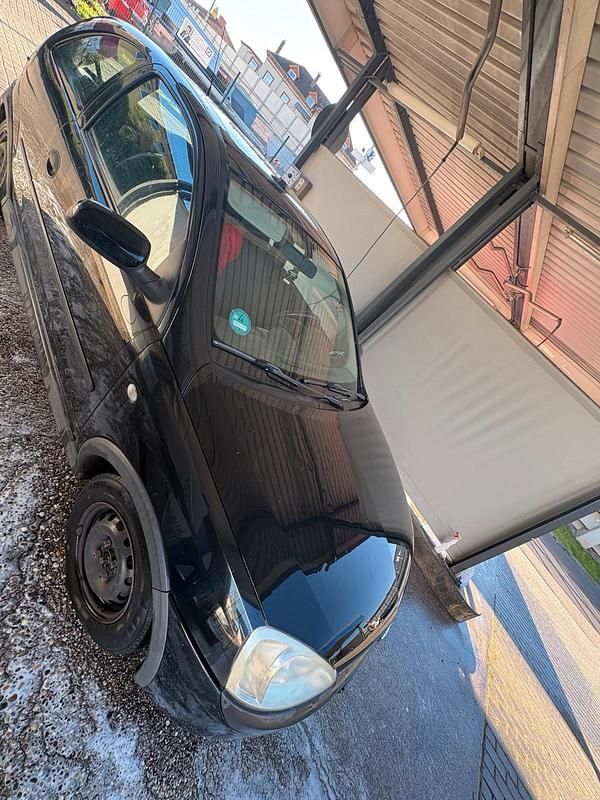 Gebraucht Opel Corsa 75 PS (55 kW) 2002 Schwarz Kleinwagen
