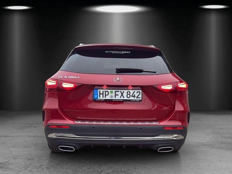 Gebraucht Mercedes GLA180 AMG line 116 PS (85 kW) 2023 Othercolor SUV