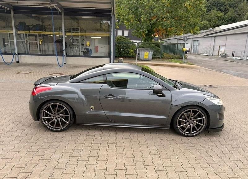 Grau Gebraucht 2010 Peugeot RCZ Coupé | 6.200 € (Fairer Preis) - Bild 1/4