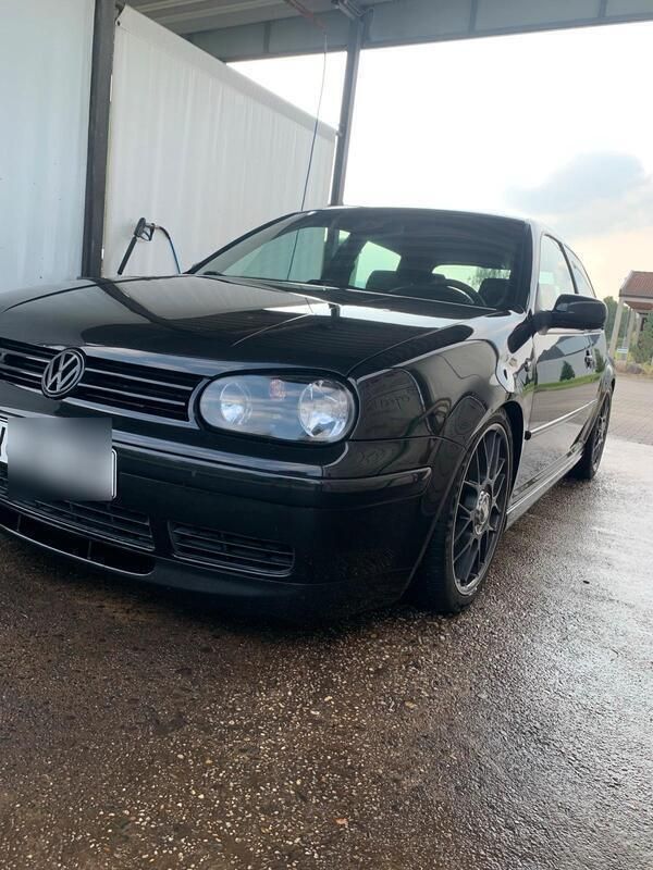 Schwarz Gebraucht 2002 VW Golf IV GTI Limousine | 7.800 € - Bild 1/4