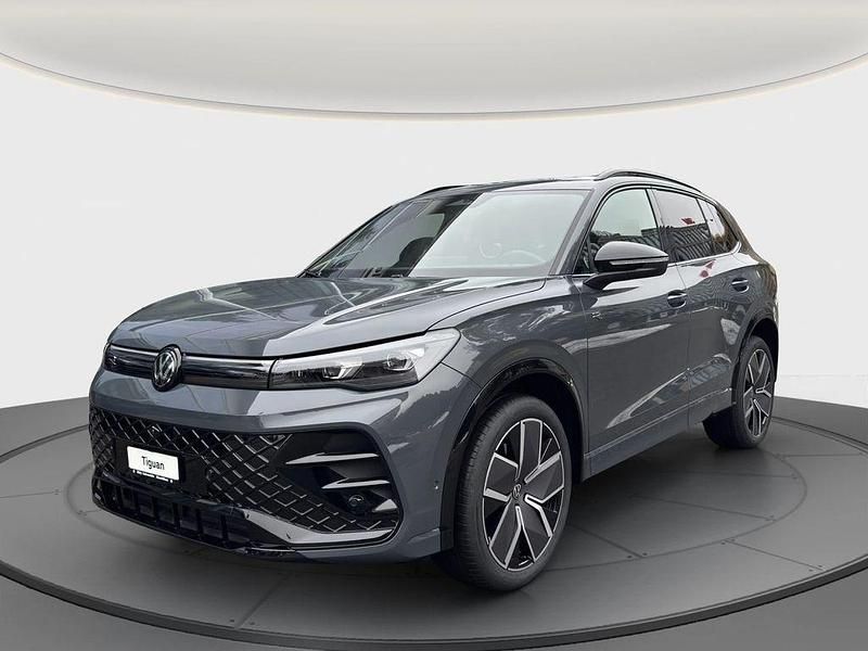 Neu VW Tiguan R-line 193 PS (141 kW) 2026 Grau SUV