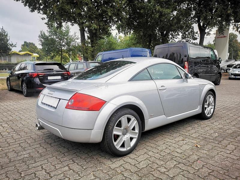 Gebraucht Audi TT Design 179 PS (131 kW) 2004 Silber Coupé