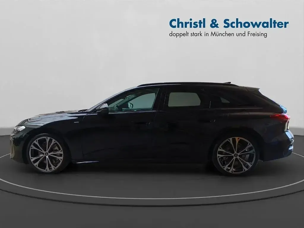 Gebraucht Audi A5 Edition .1 299 PS (219 kW) 2025 Mythosschwarz metallic Kombi