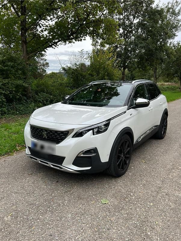 Weiß Gebraucht 2017 Peugeot 3008 GT SUV | 23.000 € (Teuer) - Bild 1/4