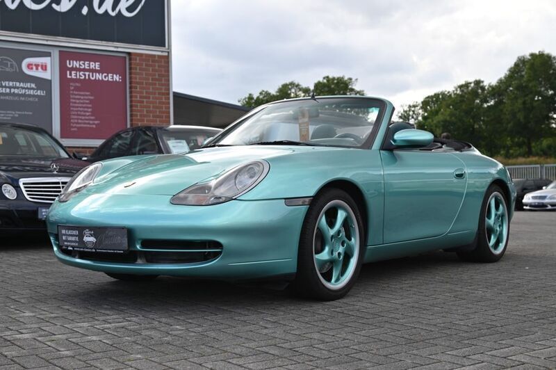 Grün Gebraucht 1999 Porsche 911 Carrera 4 Cabriolet Cabrio | 38.890 € - Bild 1/4