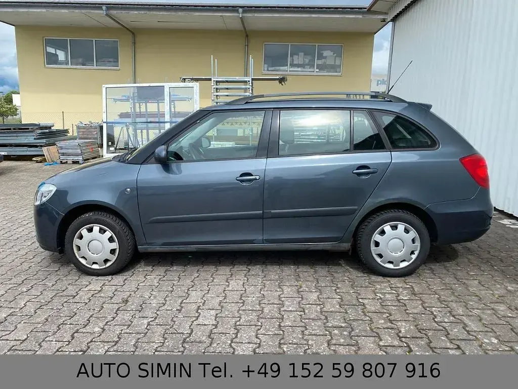 Gebraucht Skoda Fabia Ambiente 105 PS (77 kW) 2009 Grau Kombi